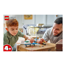 LEGO City keleivinis lėktuvas