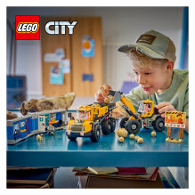 LEGO City dump truck and front loader