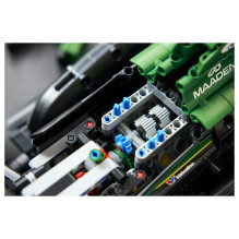 LEGO Technic 42240 LEGO Technic 42240