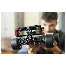 LEGO Technic 42240 LEGO Technic 42240