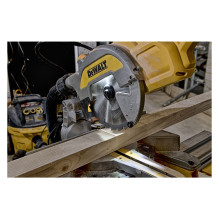 DeWALT DWS777-QS mitre saw DeWALT DWS777-QS mitre saw