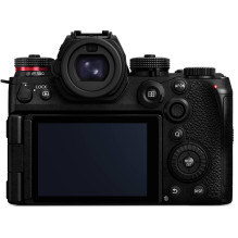 Panasonic Lumix S1R II + LUMIX S 24-60mm F2.8 (DC-S1RM2AK9) (DC-S1RM2) (S-E2460)