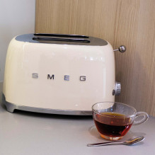 Smeg skrudintuvas TSF01CREU (kreminis)