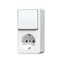 Jung 676 A WW AP-Wechselschalter mit Schuko