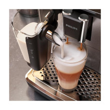 Coffee Machine - Philips CA6708 / 10 Milk System, Frothing Attachment, Dishwasher Safe, Black / White Coffee Machine - Philips CA6708 / 10 Milk System, Frothing Attachment, Dishwasher Safe, Black / White