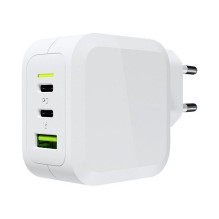 Ladegerät Green Cell Power Charger 2xUSB-C Power Delivery 1xUSB-A QuickCharge 65W White Ladegerät Green Cell Power Charger 2xUSB-C Power Delivery 1xUSB-A QuickCharge 65W White