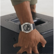 CASIO G-Shock GM-2100-1AER Silver / Black