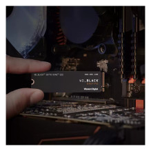 M.2 250GB WD Black SN770 NVMe PCIe 4.0 x 4 M.2 250GB WD Black SN770 NVMe PCIe 4.0 x 4