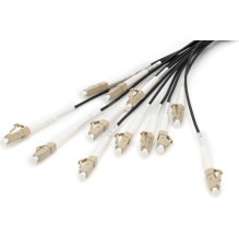 DIGITUS LWL Patchkabel LC-UPC 100m Vorkonfektioniert OM4 12 DIGITUS LWL Patchkabel LC-UPC 100m Vorkonfektioniert OM4 12