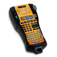 DYMO Rhino 5200 im stabilen Hartschalenkoffer EU DYMO Rhino 5200 im stabilen Hartschalenkoffer EU