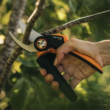 Fiskars X serijos apeinamasis sodo laikiklis L P961 (oranžinė / juoda) Fiskars X serijos apeinamasis sodo laikiklis L P961 (oranžinė / juoda)