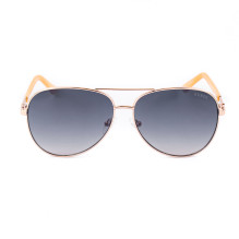 Akiniai nuo saulės GUESS moterims GU00173-6028W (Lęšis / tiltelis / auselė) 60 / 13 / 140 mm Akiniai nuo saulės GUESS moterims GU00173-6028W (Lęšis / tiltelis / auselė) 60 / 13 / 140 mm