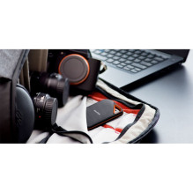 SanDisk Extreme PRO Portable V2 2TB External SSD Black-Orange (SDSSDE81-2T00-G25) SanDisk Extreme PRO Portable V2 2TB External SSD Black-Orange (SDSSDE81-2T00-G25)