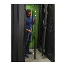 APC Rack PDU 9000 Switched ZeroU 32A 230V 21 C13 3 C19