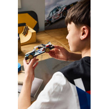 LEGO SPEED CHAMPIONS 77263 BMW M3 (E30) LEGO SPEED CHAMPIONS 77263 BMW M3 (E30)