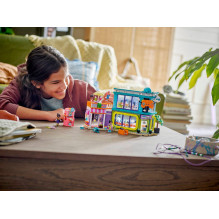 LEGO FRIENDS 42674 Comic Book and Game Store LEGO FRIENDS 42674 Comic Book and Game Store