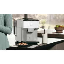 Siemens EQ.500 TP515R02 coffee maker Fully-auto Espresso machine 1.9 L Siemens EQ.500 TP515R02 coffee maker Fully-auto Espresso machine 1.9 L