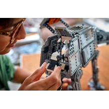 LEGO STAR WARS 75454 Imperial Remnant AT-AT with INT-4