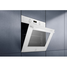 „Electrolux EOF3H40BW“