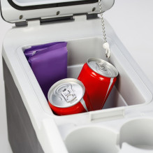 AEG BK6 6-litre portable fridge with heating function AEG BK6 6-litre portable fridge with heating function