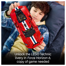 LEGO Technic Ferrari 488 PISTA Auto LEGO Technic Ferrari 488 PISTA Auto