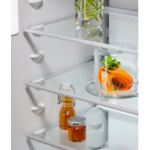 „Electrolux ENA7CE18S3“