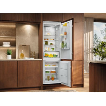 „Electrolux ENA7CE18S3“