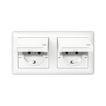 GIRA 415803 socket-outlet