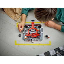 LEGO CITY 60443 F1 - Sustojimas techninio aptarnavimo zonoje ir komandos su Ferrari automobiliu