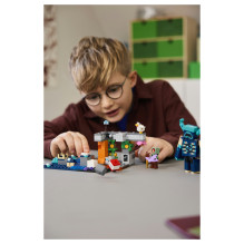 LEGO Minecraft The Warden Encounter