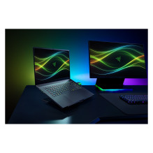 Razer Blade 16 CU9 386H / 32GB / 2TBSSD / RTX5090 / W11 Home