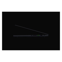 Razer Blade 16 CU9 386H / 64GB / 2TBSSD / RTX5090 / W11 Home