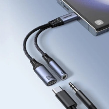 Adapter Joyroom 'SY-C02 2in1' black 14cm (Input: 'Type-C' / Output: AUX / 'Type-C') Adapter Joyroom 'SY-C02 2in1' black 14cm (Input: 'Type-C' / Output: AUX / 'Type-C')