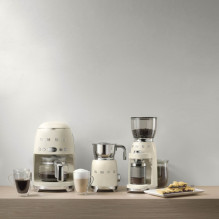 Smeg 50's Style Drip Filter Coffee Machine DCF02CREU Cream Smeg 50's Style Drip Filter Coffee Machine DCF02CREU Cream