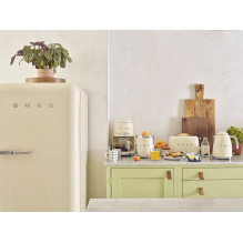 Smeg 50's Style Drip Filter Coffee Machine DCF02CREU Cream Smeg 50's Style Drip Filter Coffee Machine DCF02CREU Cream