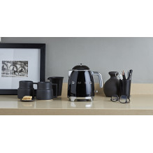 Smeg 50's Style Kettles KLF05BLEU Black Smeg 50's Style Kettles KLF05BLEU Black