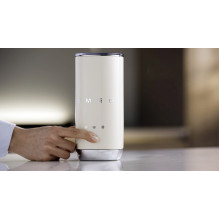 Smeg MFF02CREU pieno plakiklis / šildytuvas Automatinis pieno plakiklis / šildytuvas Grietinėlė Smeg MFF02CREU pieno plakiklis / šildytuvas Automatinis pieno plakiklis / šildytuvas Grietinėlė