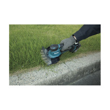 Makita DUM604ZX cordless grass shear