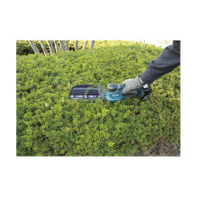Makita DUM604ZX cordless grass shear