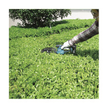 Makita DUM604ZX cordless grass shear