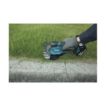 Makita DUM604ZX cordless grass shear