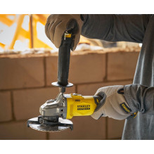 STANLEY FatMax SFMCG710B kampinis šlifuoklis STANLEY FatMax SFMCG710B kampinis šlifuoklis