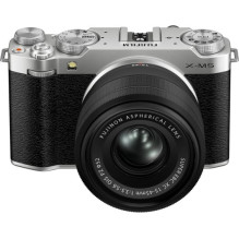 Fujifilm X-M5 + XC 15-45mm F3.5-5.6 OIS PZ Silver Fujifilm X-M5 + XC 15-45mm F3.5-5.6 OIS PZ Silver