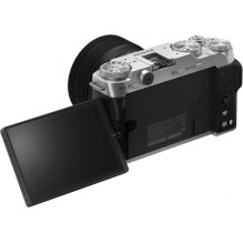 Fujifilm X-M5 + XC 15-45mm F3.5-5.6 OIS PZ Silver Fujifilm X-M5 + XC 15-45mm F3.5-5.6 OIS PZ Silver