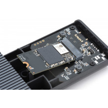 Obudowa USB 4.0 Type C su SSD disku M.2 NVMe 40 Gbps aliuminis, benarzędziowa Obudowa USB 4.0 Type C su SSD disku M.2 NVMe 40 Gbps aliuminis, benarzędziowa