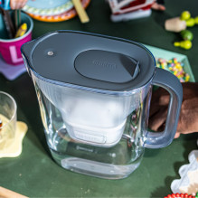 Brita Style Essential+1 Maxtra Pro PP filtro ąsotis (grafito spalvos) Brita Style Essential+1 Maxtra Pro PP filtro ąsotis (grafito spalvos)