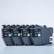 Tintes kasete Brother LC3213VAL CMYK 4 gab. 4 x 400ml Tintes kasete Brother LC3213VAL CMYK 4 gab. 4 x 400ml