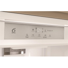 REFRIGERATOR BUILT-IN SP40 812 EU 2 WHP REFRIGERATOR BUILT-IN SP40 812 EU 2 WHP