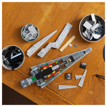 LEGO Star Wars Executor Super Star Destroyer LEGO Star Wars Executor Super Star Destroyer