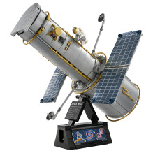 11382 Icons Hubble Space Telescope